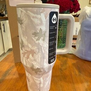HydroJug Camo 40oz traveler never used